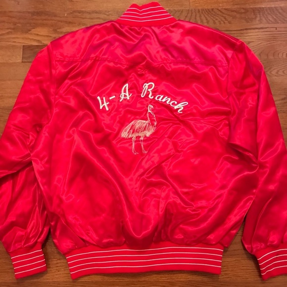 VINTAGE RED SATIN POLY JACKET 2XL. STITCHING 4. A RANCH FALL WINTER COLD